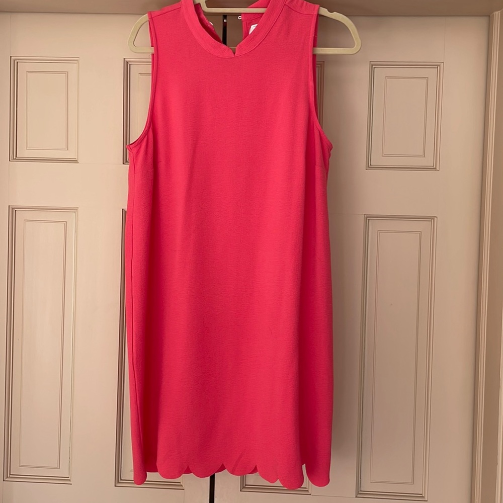 Mudpie size L scallop dress